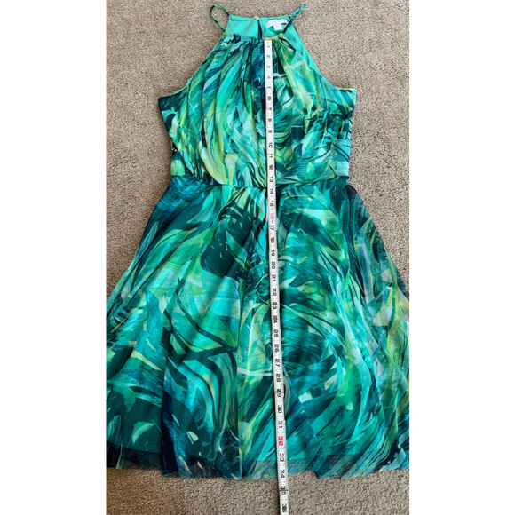 New York & Co. Woman's Halter Dress Size Med Green Blue Tropical Vacation Resort - Picture 11 of 14